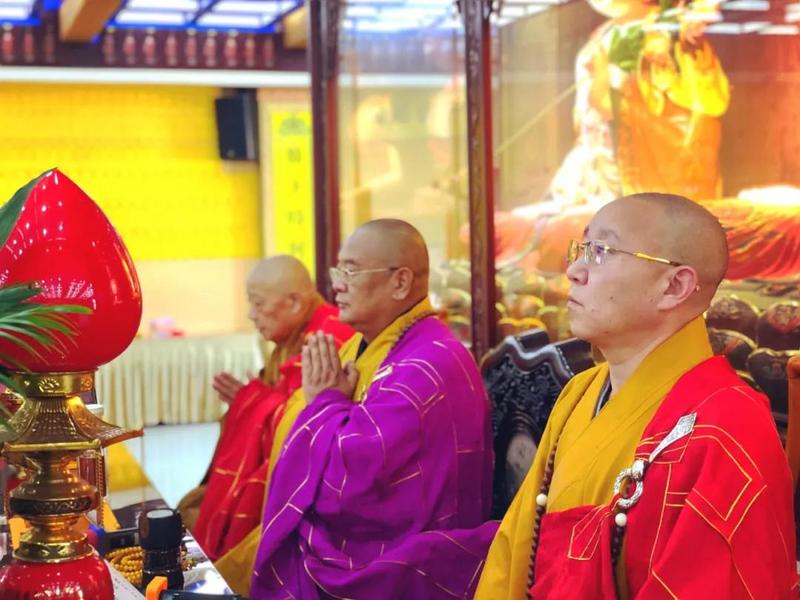南通太平禅寺,宝华山隆昌寺联合举行传授在家居士三皈五戒菩萨戒法会